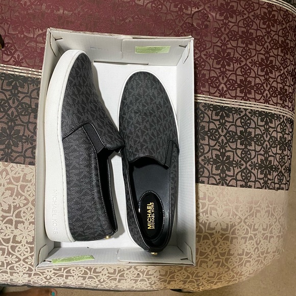 Michael Kors Shoes - Michael Kors slip on shoes Michael Kors Shoes - Michael Kors slip on shoes